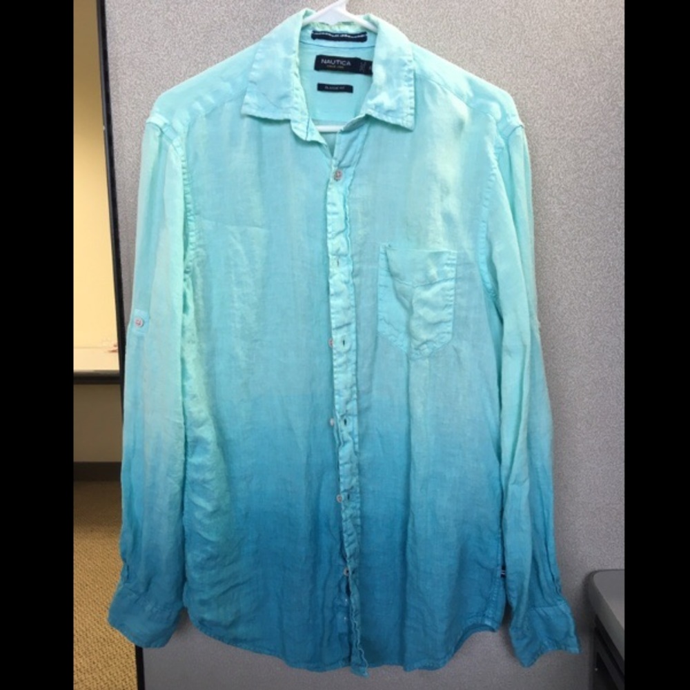 Nautica Ombré Blue Casual Button Down Small